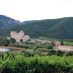 Castell De Riudabella Apartment